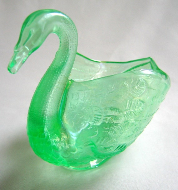 Imperial Green Uranium Glass Swan Candy Trinket Dish By Charmings