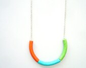 colours necklace