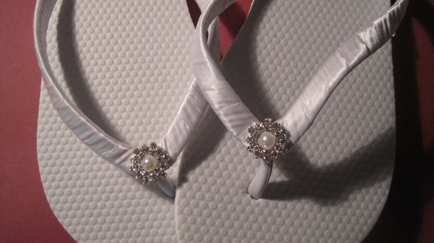 Deluxe So Sweet Bride Charlotte Pearl and Rhinestone Center Bridal Wedding  Flip Flops