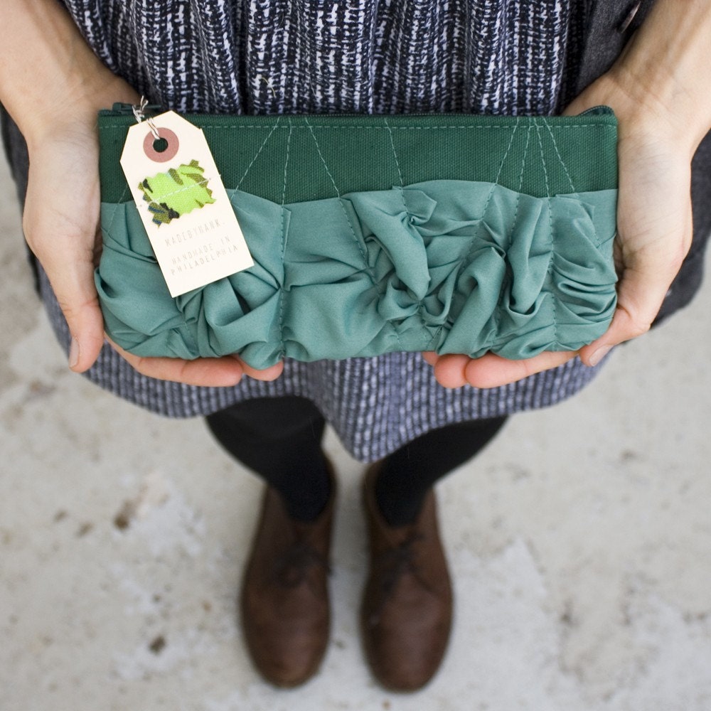 N E W -- a roundy-bottomed tough ruffles zipper purse in deep teal and caribbean blue