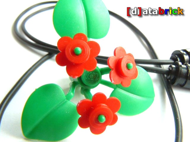 Handmade Flower Power addon Necklace made with Lego Parts clickon jewelry