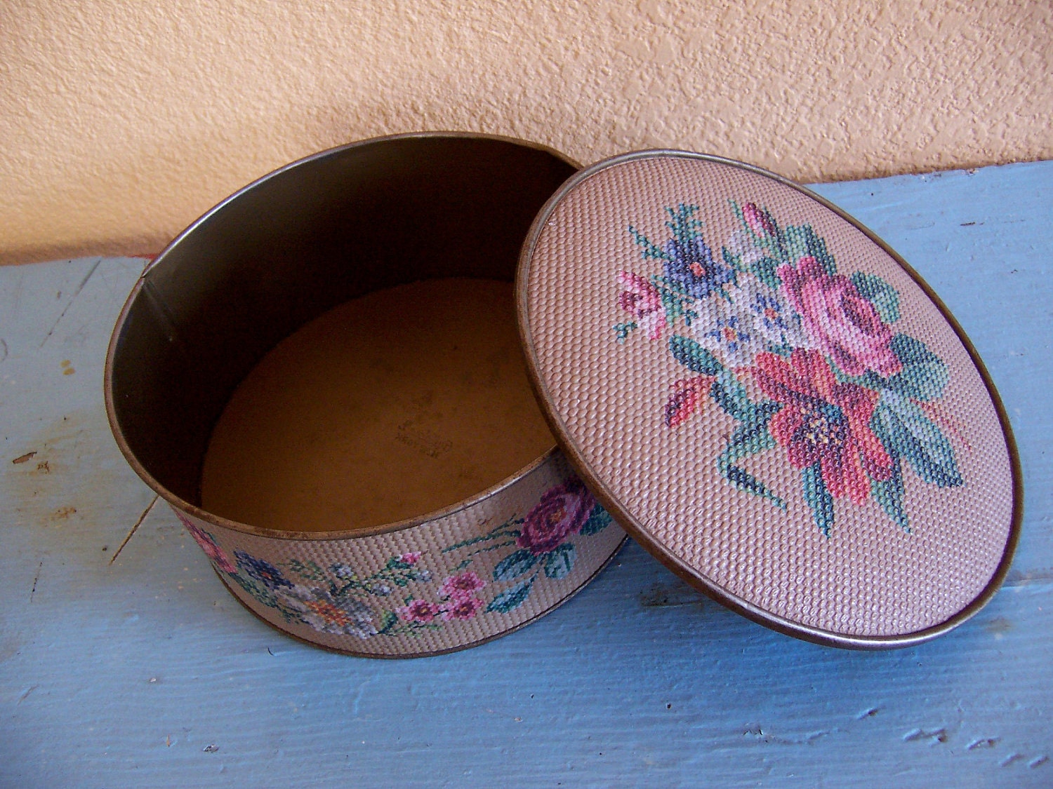 guildcraft tapestry tin