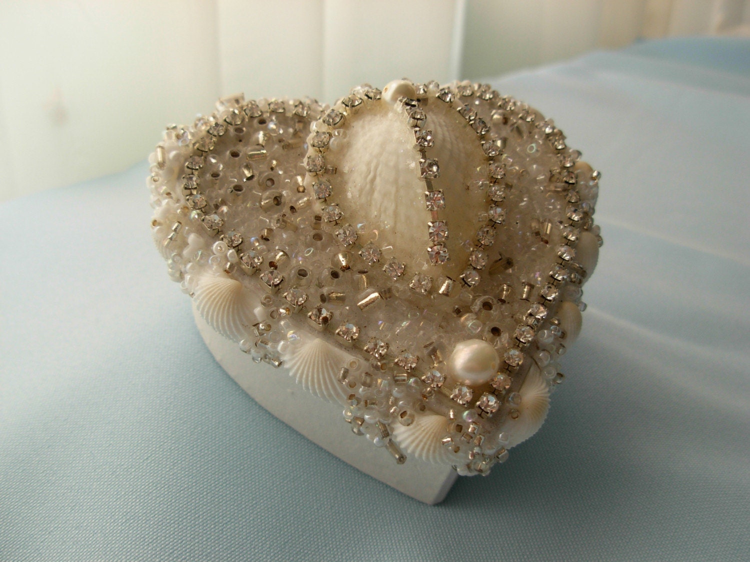 Tiny Treasures Seashell and Swarovski crystal  embellishedJewel Box-Heart on Heart