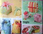 Simplicity Crafts 4320 Fabric Gift Boxes Pattern. Shirley Botsford Designs. Uncut
