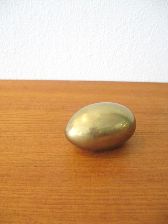 Vintage Brass GOLDEN EGG by fabulousmess on Etsy