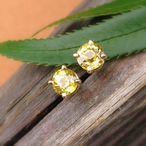 Mali Garnet Stud Earrings in 14k Yellow Gold with Genuine Gemstones, 4.5mm