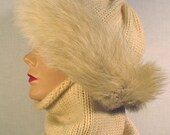 Vintage Fox Trim Wimple / 60s Hand Knit Balaclava / OS / Medieval Revival
