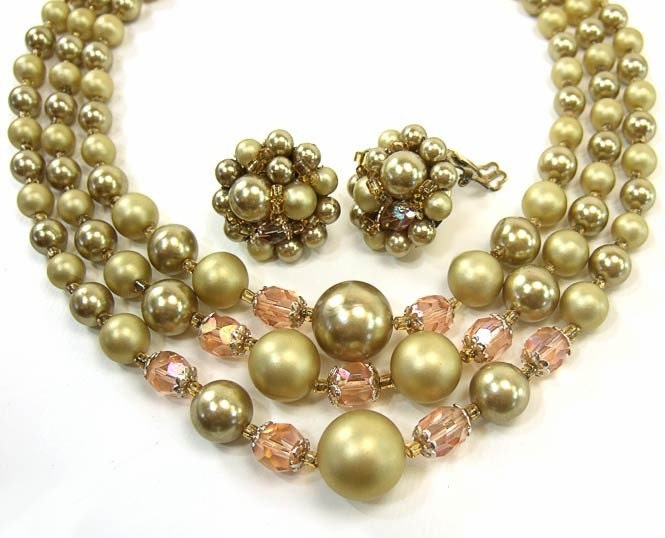 VINTAGE 1950's COSTUME JEWELRY 3 Strand by mysweetiepiepie on Etsy