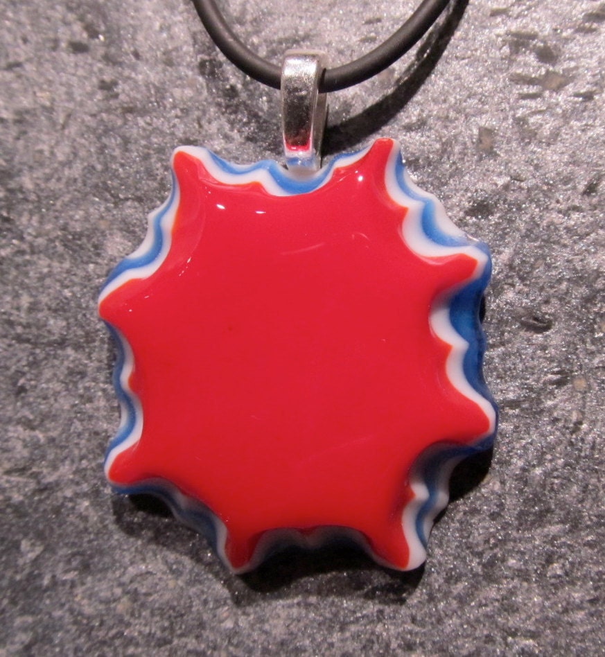 Fused glass pendant: Spangled Star