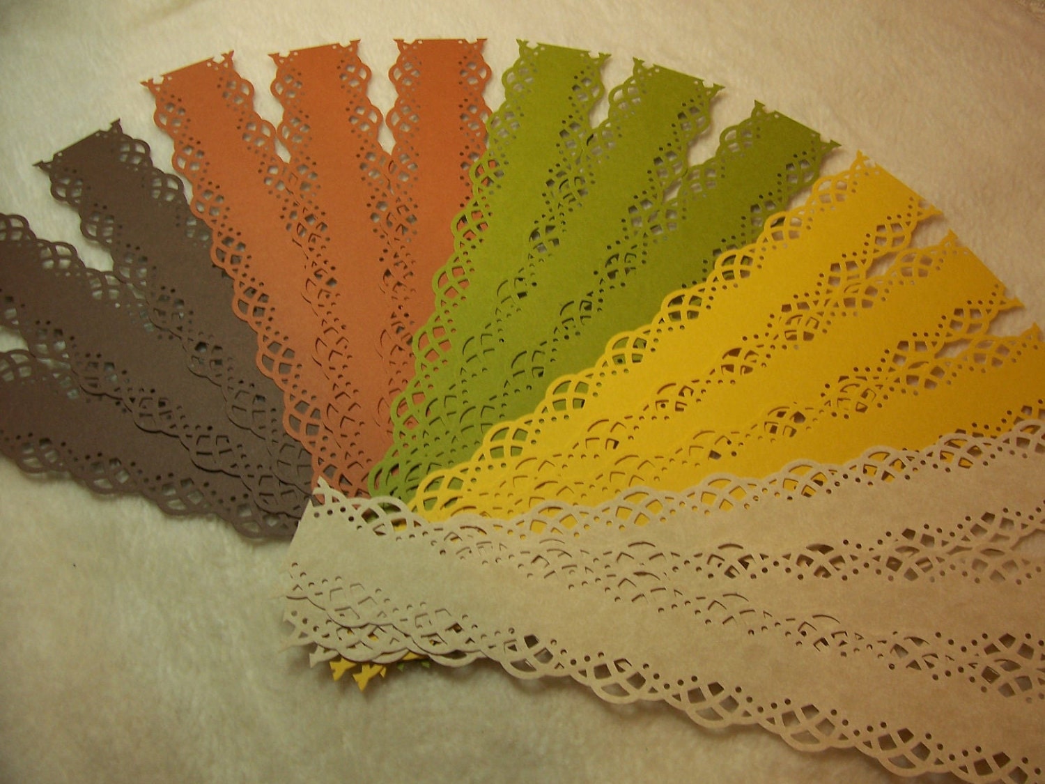 15 Piece Set of Very Elegant Autumn Splendor Swirling Lace Scrapbook Border Embellishments