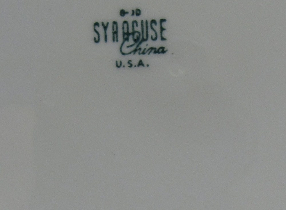 Vintage Prehistoric altered vintage plate Dinosaurs Natural History Idyllic Countryside 40s Syracuse China