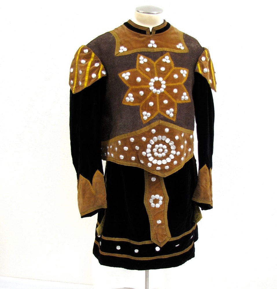 Victorian Vintage Costume Knight from Odd Fellows Lodge Regalia Shakespeare Halloween 1890s