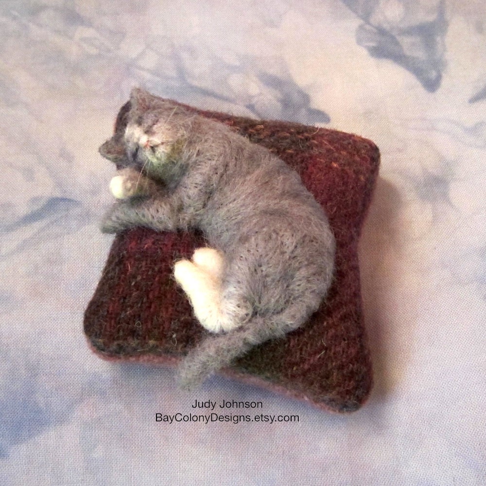 RESERVE for Schillnf Pincushion with Needle-Felted Sleeping Kitty (61212c)