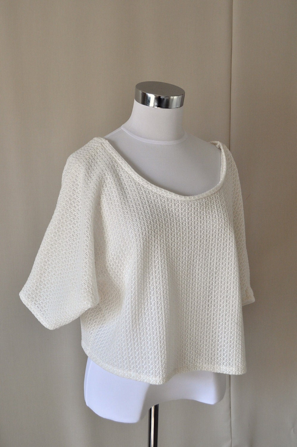 BLACK FRIDAY SALE Cream Color Bat Sleeve Knit Top