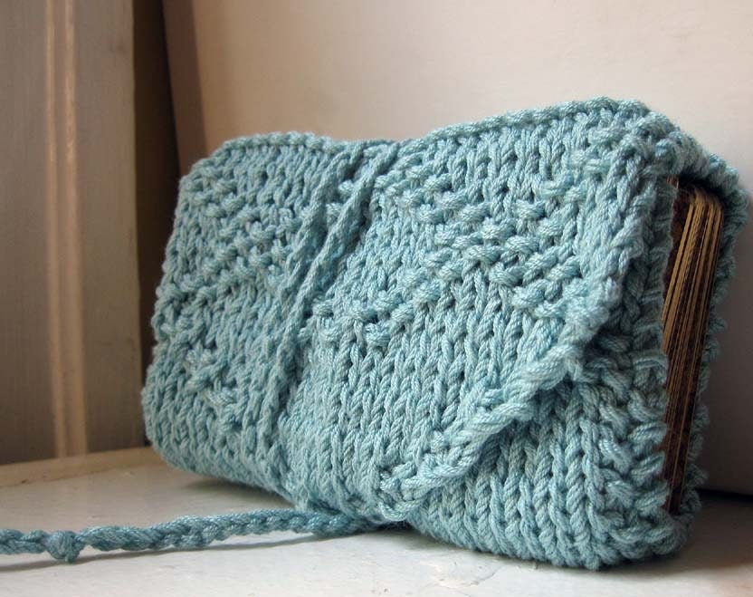 Knit tarot wrap. Diamante in sky blue
