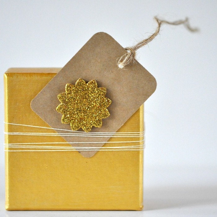 10 Metallic Gold Sunburst Kraft Gift Tags Threaded