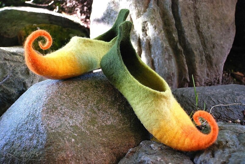 CUSTOM MADE Fairy shoes/ felted home slippers felted from wool in orange/green or any other color