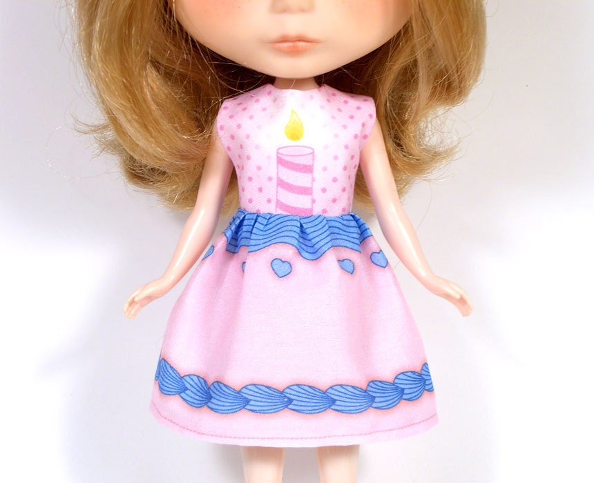 DIY Blythe Pink Cake Dress