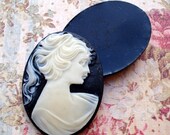 Vintage 40x30mm Black Resin/Acrylic Oval Flat Back Cameo with Ivory/White Victorian Lady Silhouette (3)