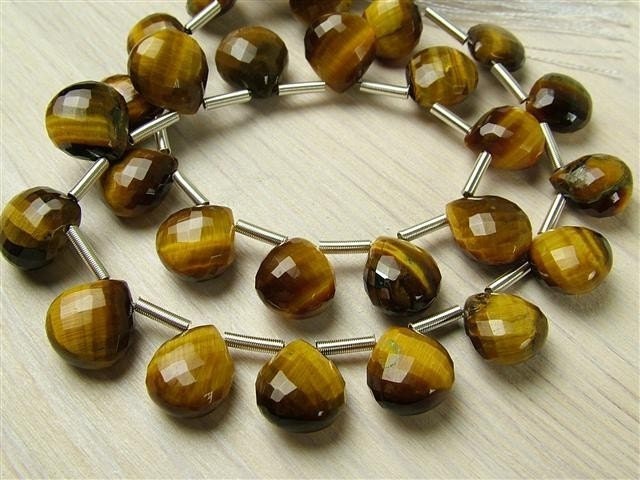 Tigers Eye Heart Briolettes, AA-AAA, Faceted, 9-11.5mm (ET309)