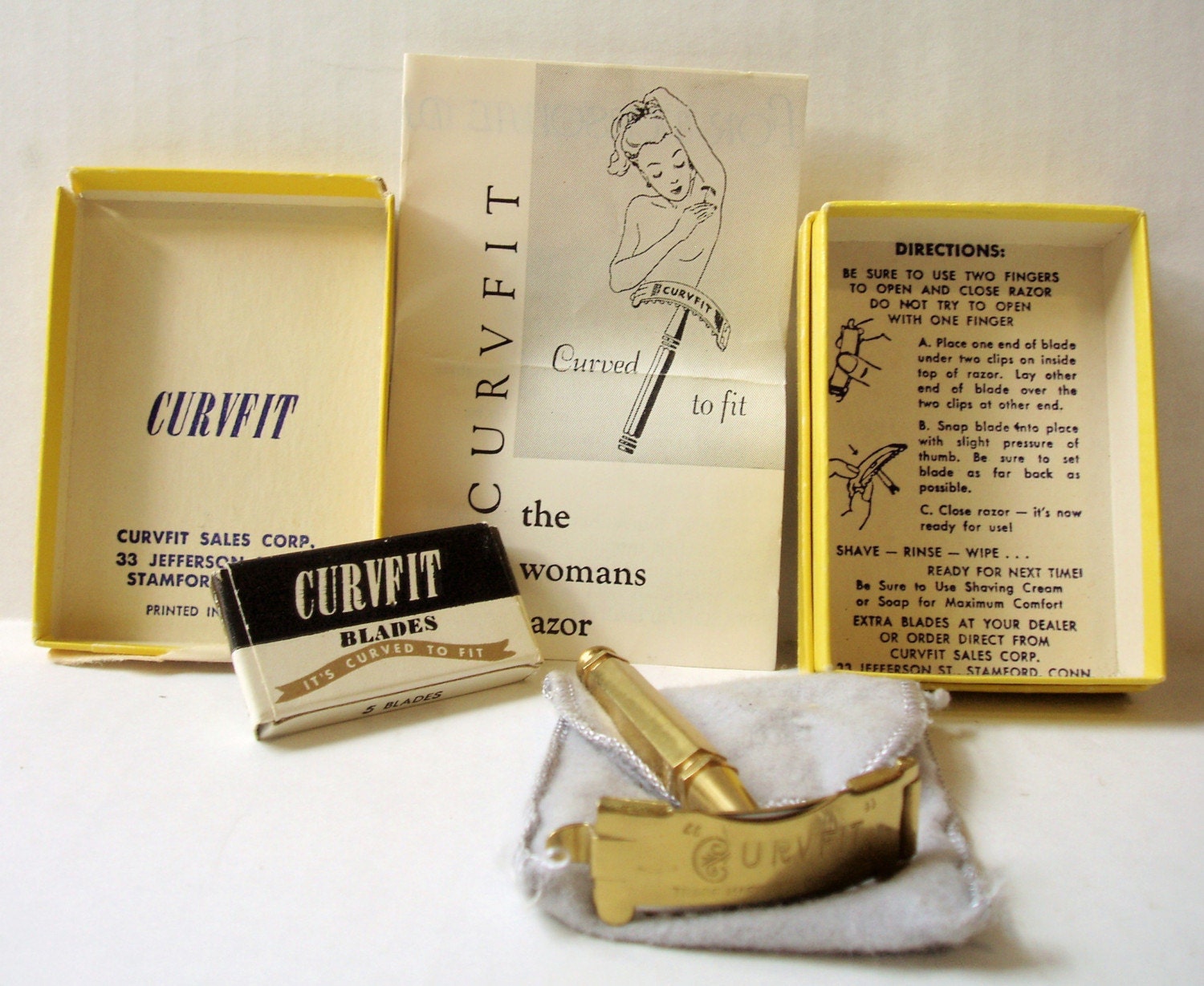 SALE -- Curvfit Vintage Womens Razor, with Original Box