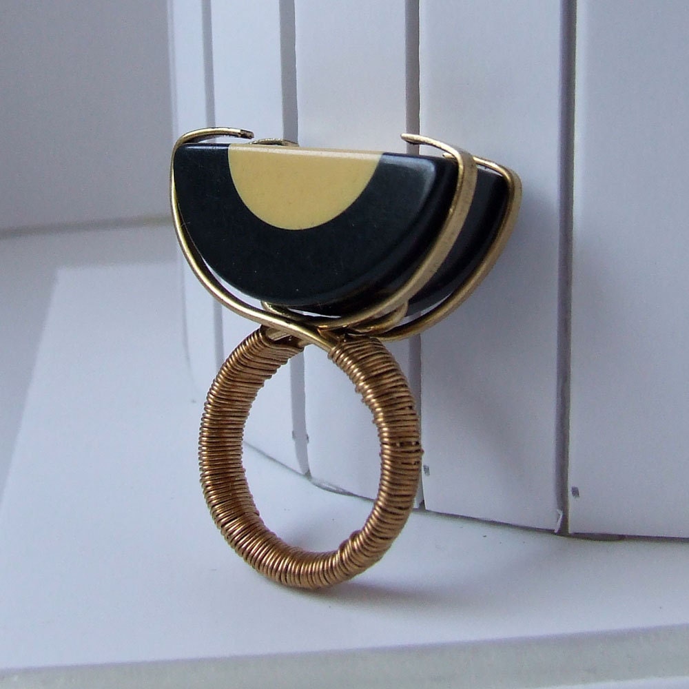 Vintage Button Ring: Unique Art Deco Ring