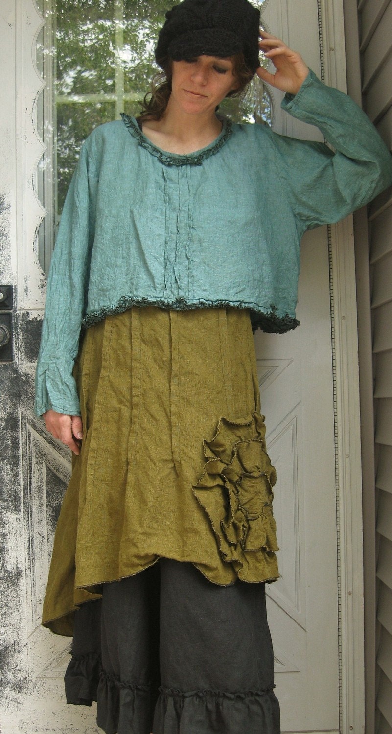 Cropped Mini Ruffle Shirt
