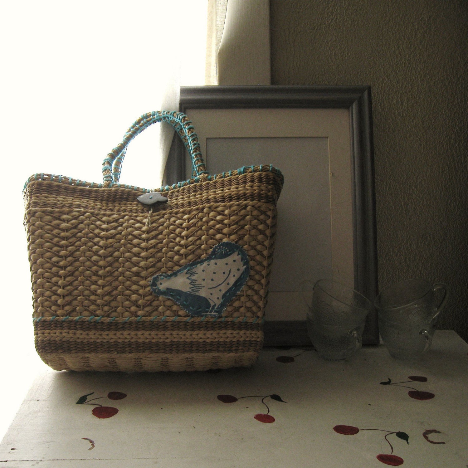 STRAW TOTE VINTAGE Upcycle French Country  "Poulet et Poisson"
