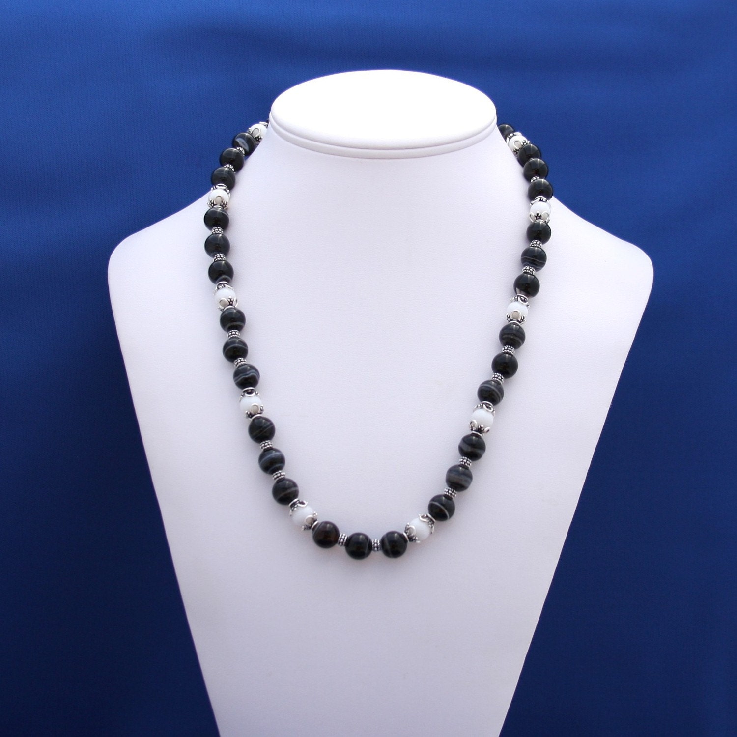 Black and White Agate Necklace June Birthstone 12th Anniversary Strand Feminine-Starry Night