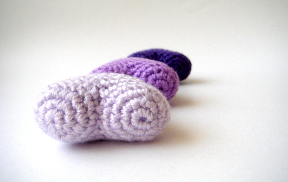 SALE ombre purple crochet hearts set of 3  wedding favors ornament