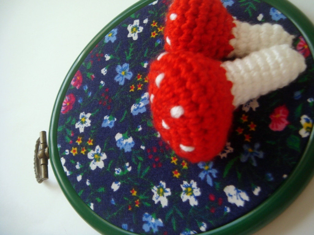Spring Mushrooms  Wall Decoration Ornament