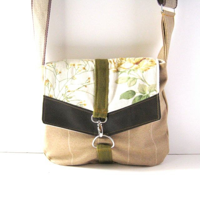 Satchel // Tan Wool - Vintage Rose Floral // Ready to Ship