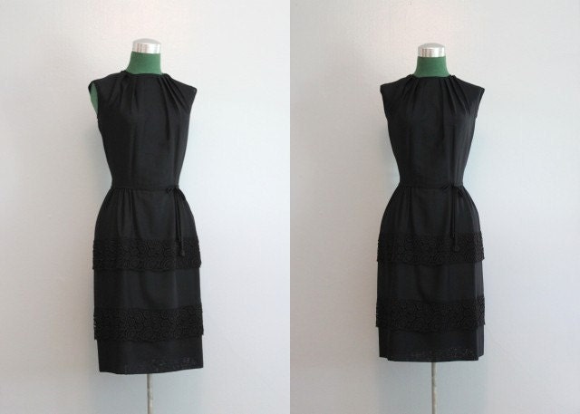 Vintage Dress / 1950s Little Black Dress / 50s Black Dress