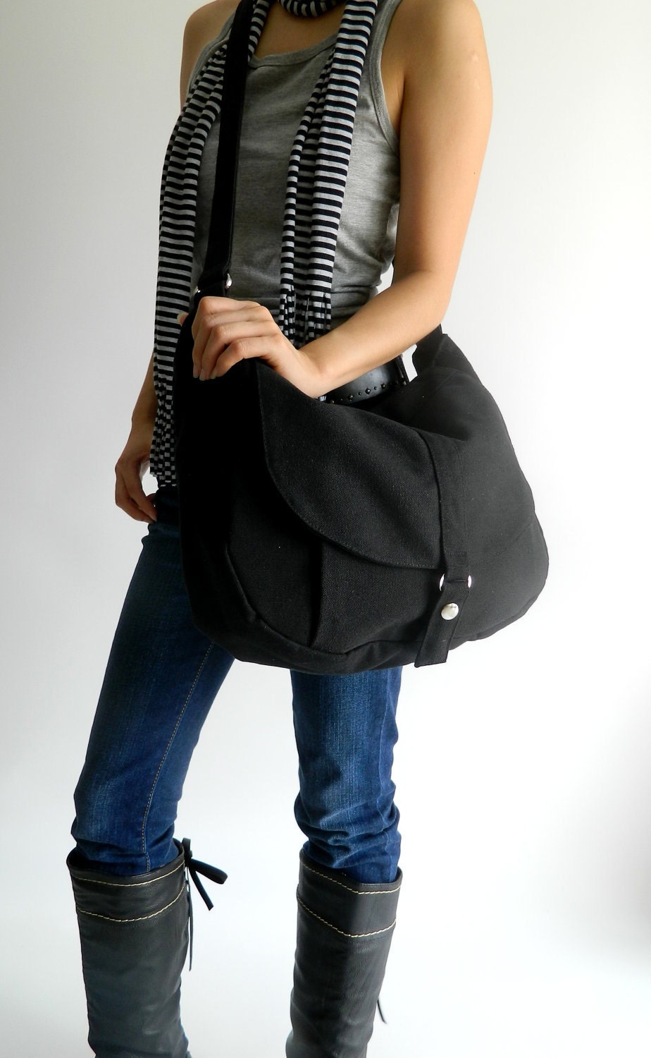 SALE - 10% OFF - Kylie in Black  // Messenger / Diaper bag / Shoulder bag / Tote / Purse / Handbag / Hip bag / Women / For her