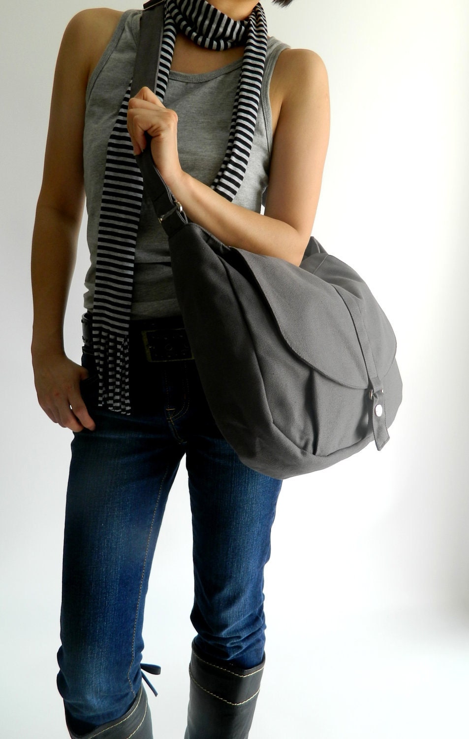 5th Anniversary 15% SALE - Kylie in gray // Messenger / Diaper bag / Shoulder bag / Tote / Purse / Handbag / Hip bag / Women / For her