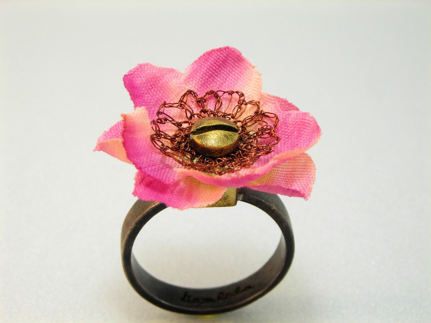 Ring Recycled Flower and Wire Crochet- Cocktail Ring - ligiarocha