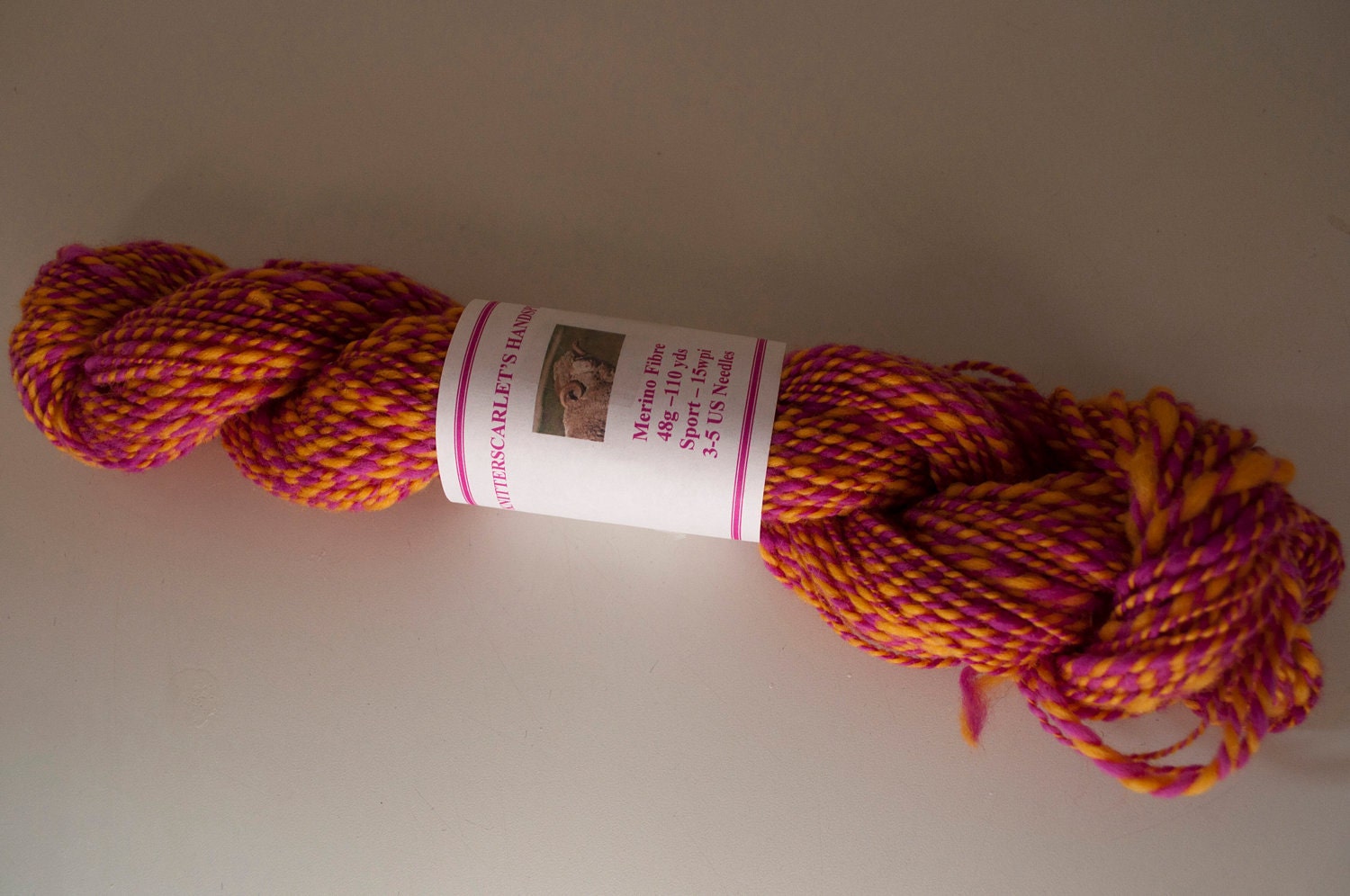 Handspun Hand-dyed Merino Yarn 48g/110yds