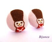 Queen guard earrings studs sf604