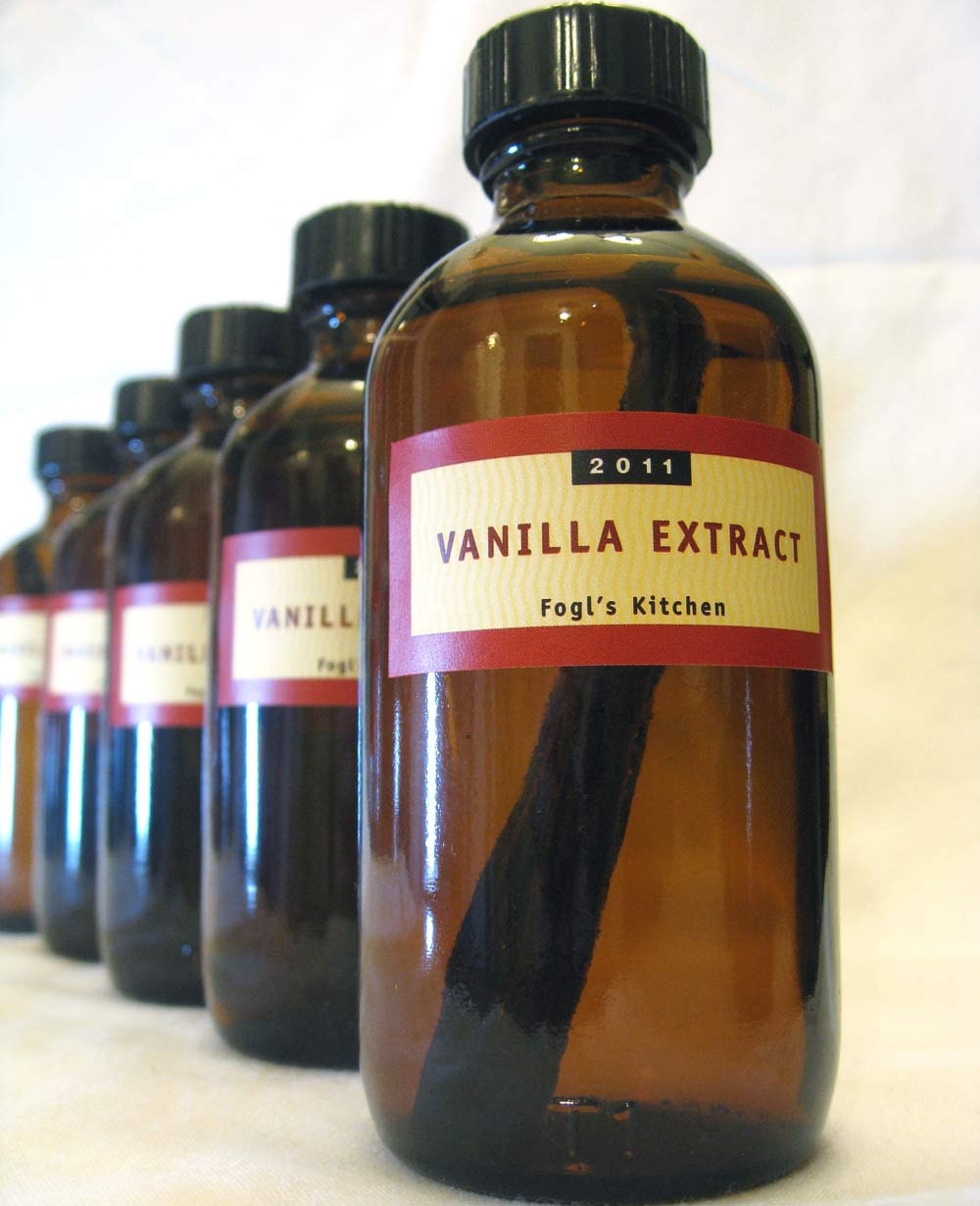 Homemade Vanilla Extract 4oz Bottle Beans Inside