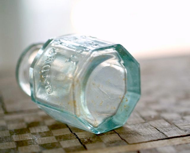 Antique Underwood's Aqua 8 Paneled Ink Bottle