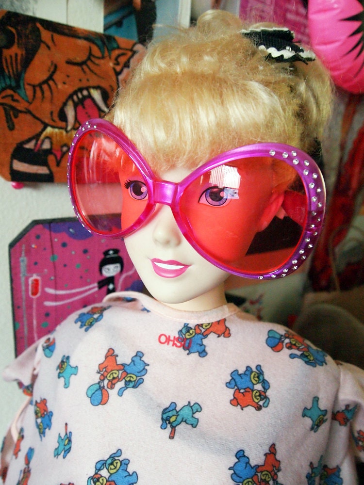 S A L E - ALIEN EYEZ// Vintage 90s NEON Pink Oversized Bug Eye Diamond Studded Sunglasses Superglam