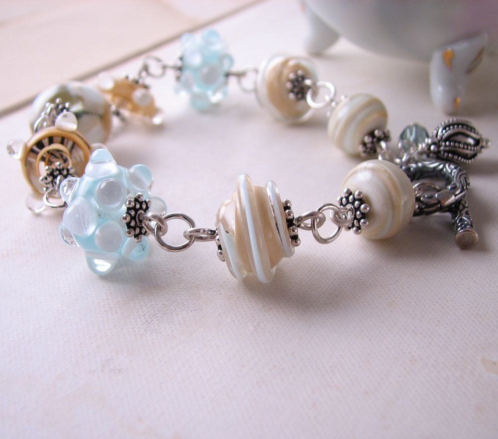 Laguna Beach Lampwork glass bracelet  Bali silver blue white tan