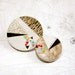 Set of two hand painted geometric brooches. 01