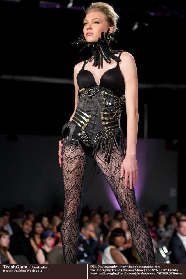 TRASHGLAM High fashion steampunk and chains steel boned waist training underbust corset