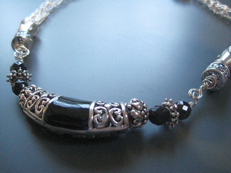 Knitted with wire jewelry -Wire wrapped viking knit necklace in silver and black onyx