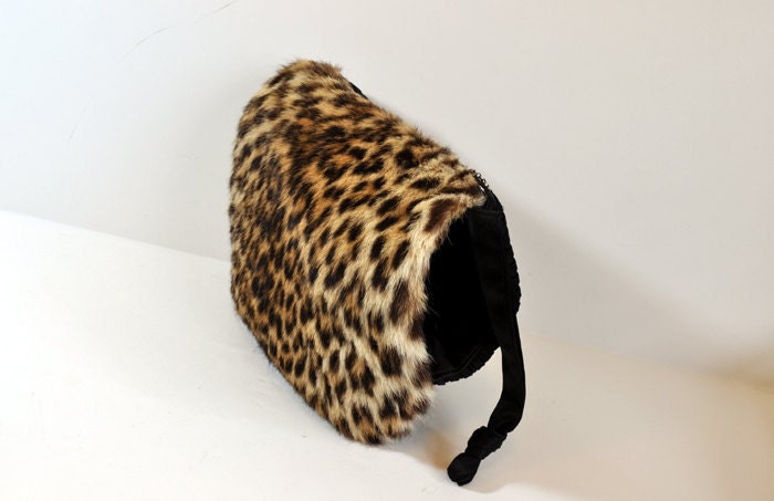 40s muff / 1940s Fur Muff Its a Jungle Out There Bag