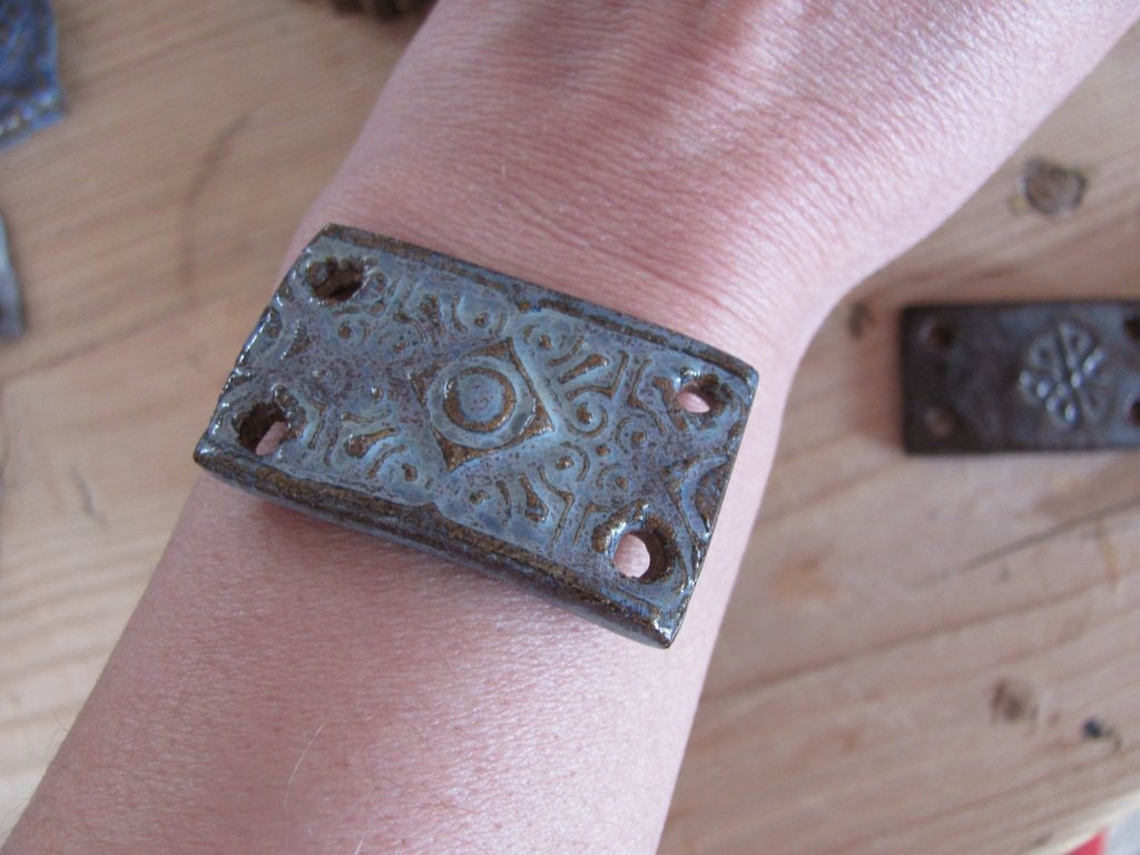 Clay Focal Bracelet bead