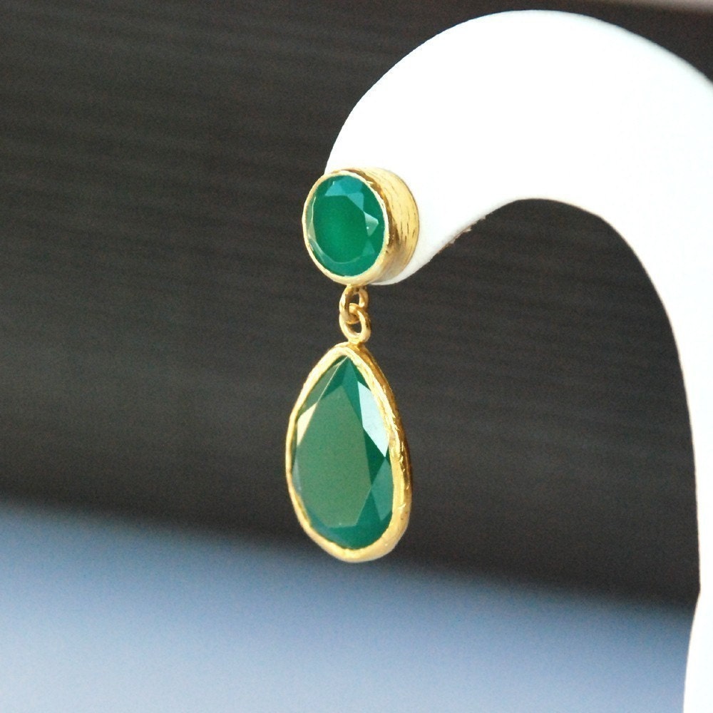 Angelina Jolie Style Green Drop Earrings
