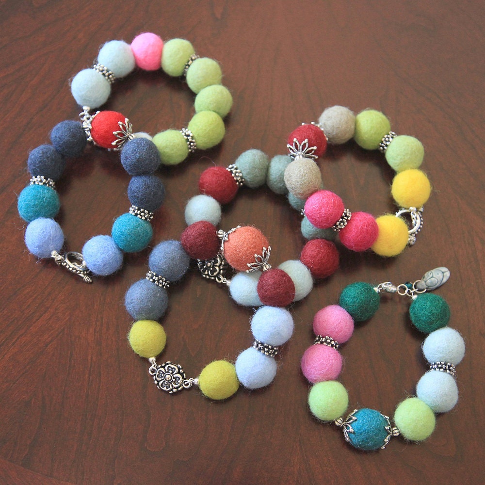 Felted Bead Bracelet (with Hot Pink Bead)