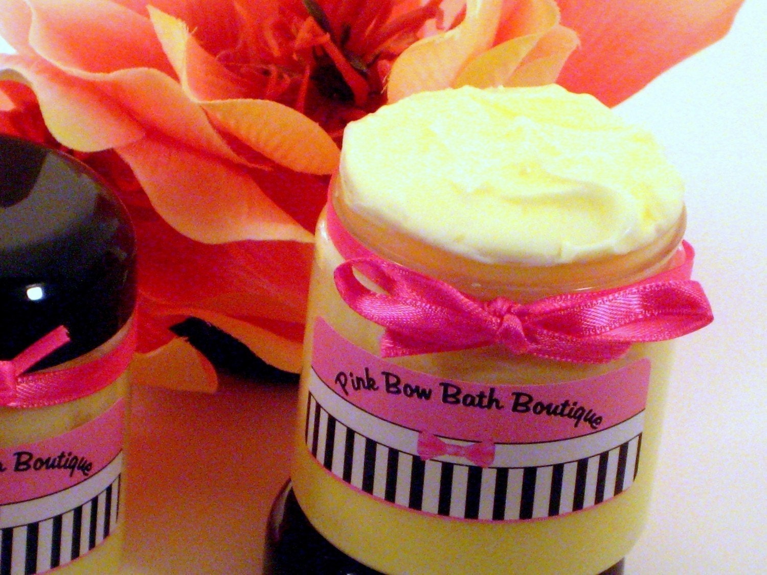 Hawaiian Wedding Cake Whipped Body Frosting enriched with Aloe, Sweet Almond Oil, and Apricot Kernel Oil